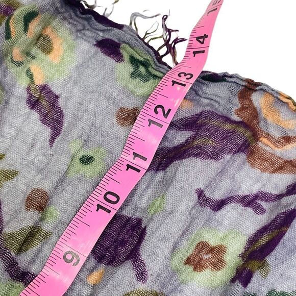10/$25🦋 Gray & Purple Floral Fringe Scarf - Picture 8 of 10